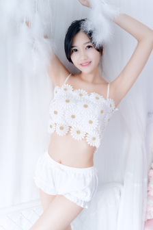 一天接待20个客人肚子会鼓吗
